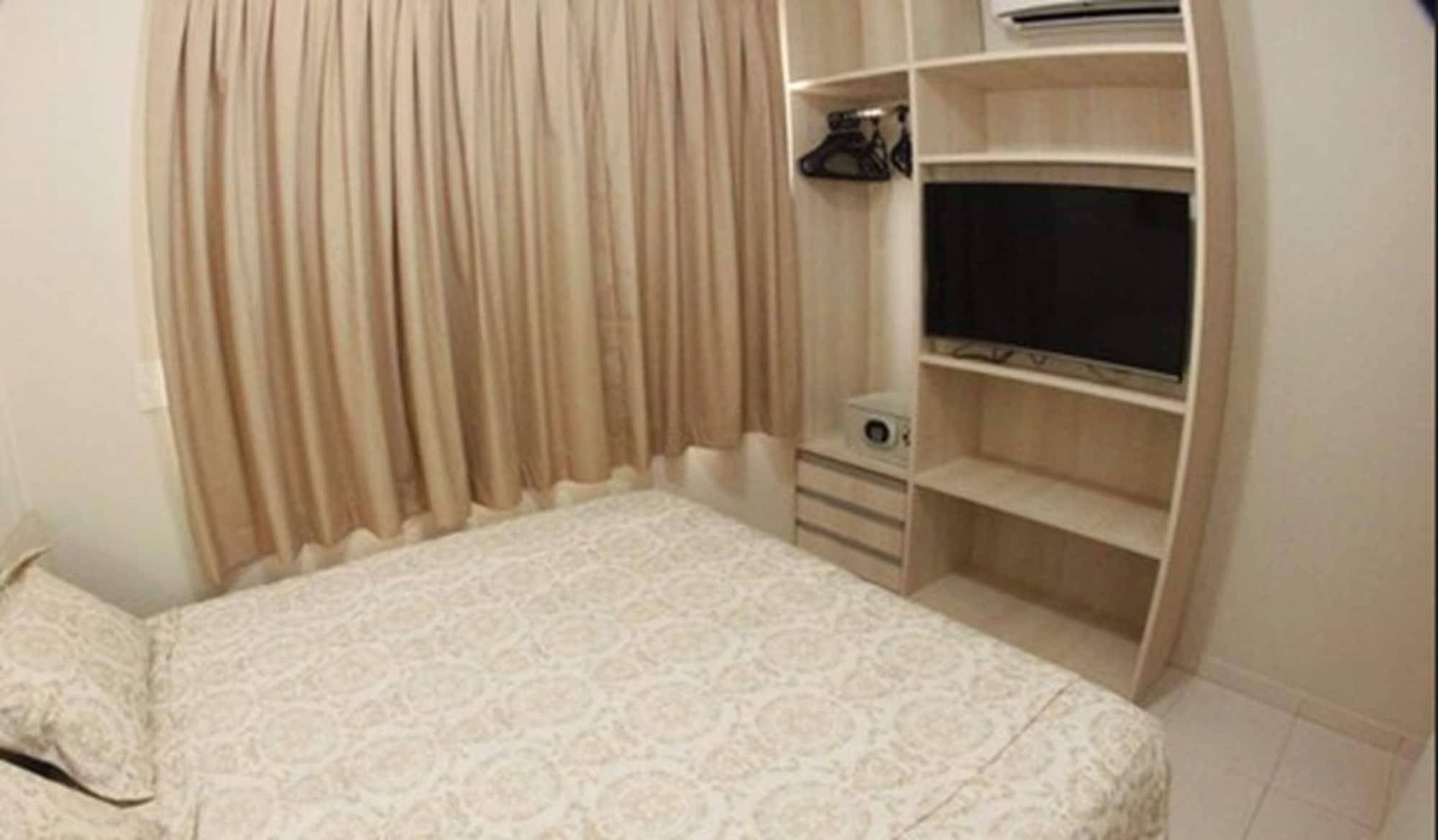 Aparthotel Golden Dolphin Caldas Novas Esterno foto