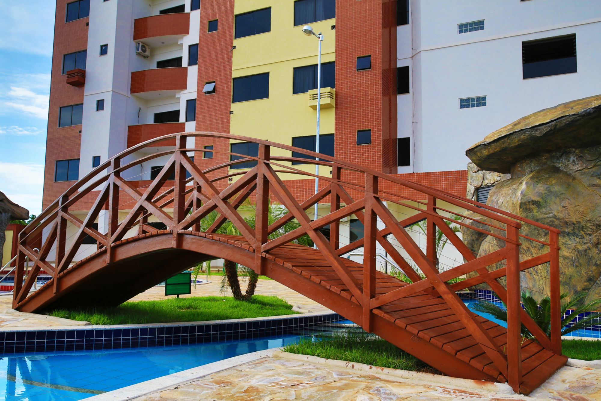 Aparthotel Golden Dolphin Caldas Novas Esterno foto